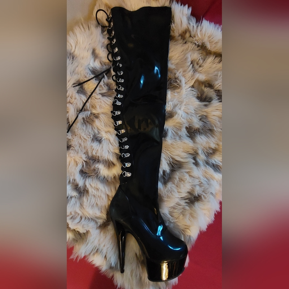 NIB Pleaser Thigh Boots